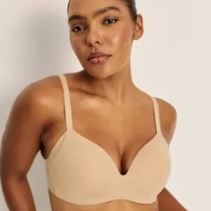 Knix Beige Comfort Bra